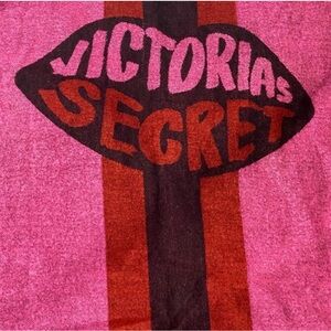 GUC Victoria Secret Limited Edition Lipstick Logo Throw Blanket - 50”x60”